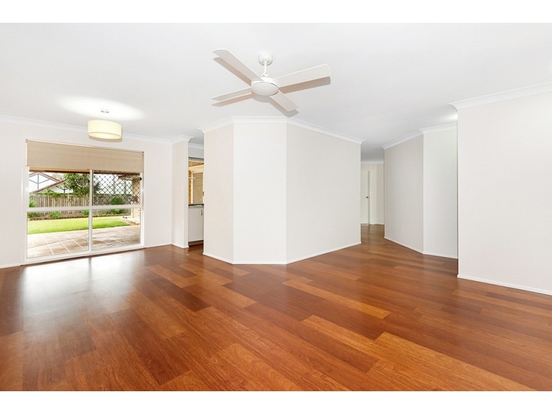 17 Ornata Place, Forest Lake QLD 4078