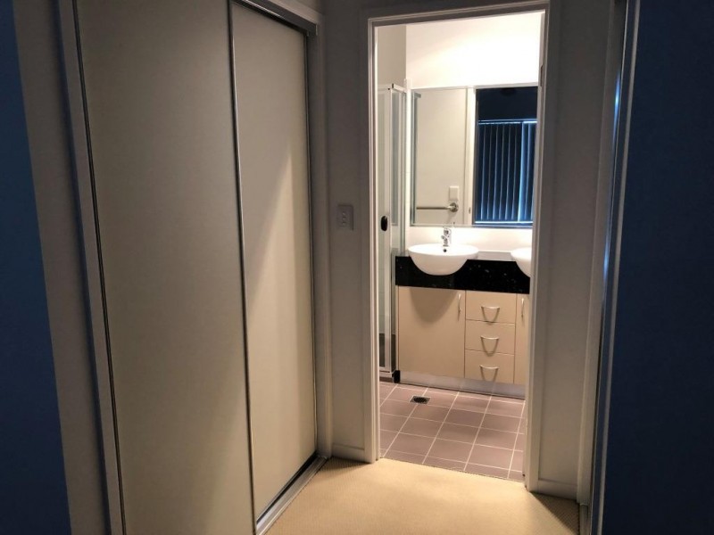 5 O’Reilly Crescent, Springfield Lakes QLD 4300