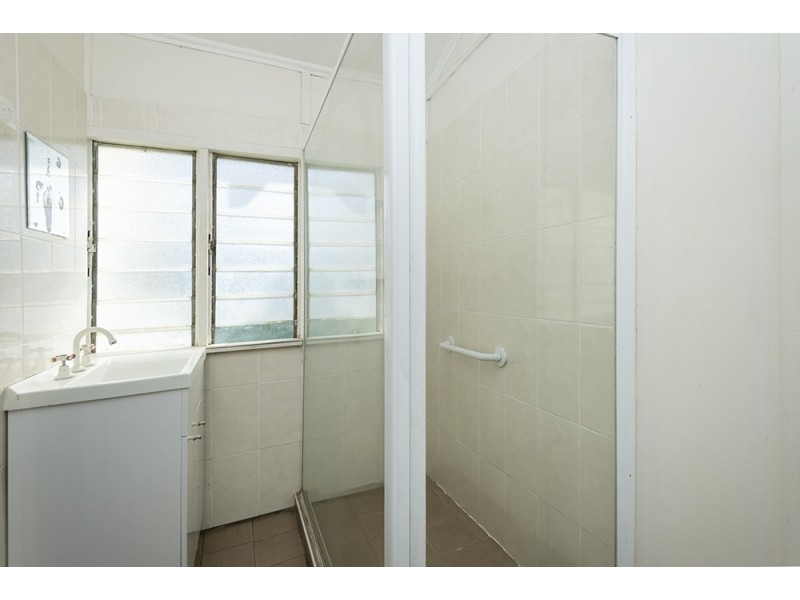 26 Mary Street, Blackstone QLD 4304