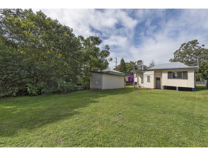 26 Mary Street, Blackstone QLD 4304