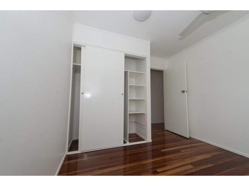 16 Oak Street, Bundamba QLD 4304