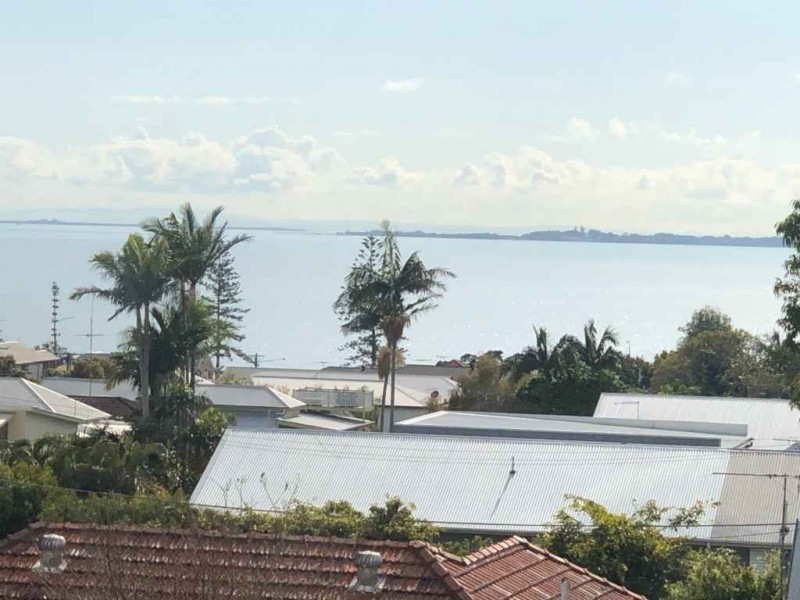 242 Bay Terrace, Wynnum QLD 4178