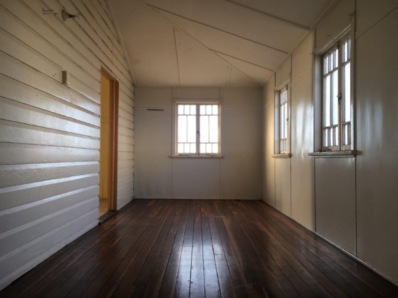 159 Brisbane Road, Booval QLD 4304