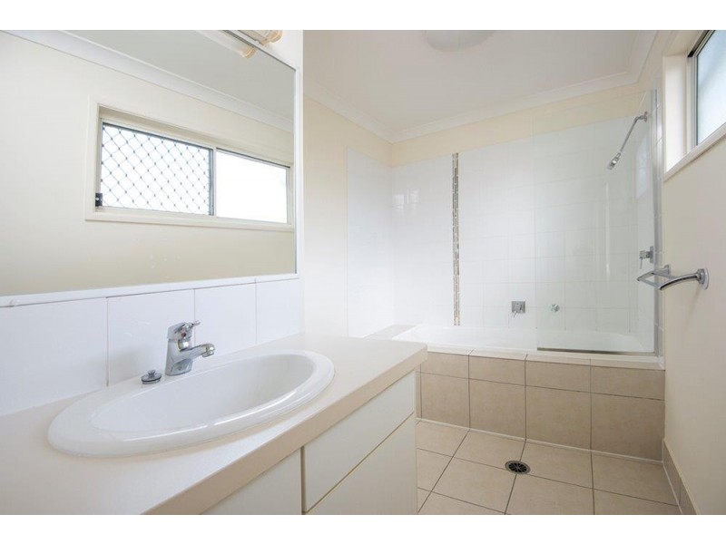 1 138 Marlborough Street, Bellbird Park QLD 4300