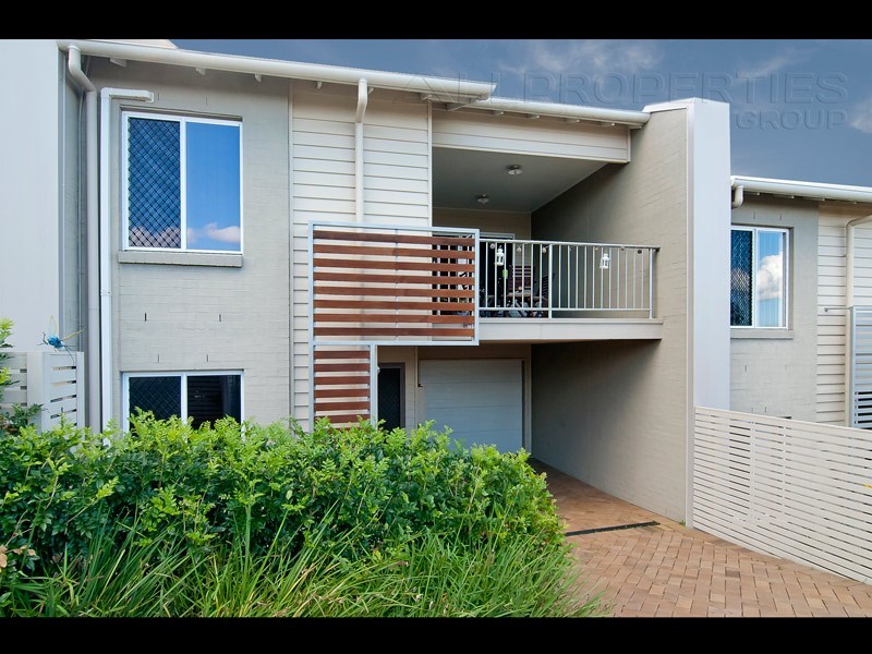 13 Riverside Crescent, Springfield Lakes QLD 4300