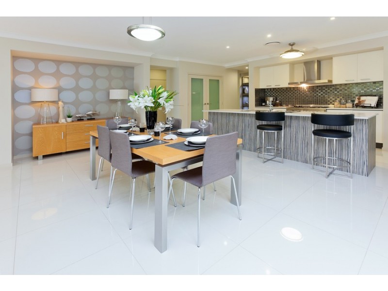 3 Brigid Boulevard, Augustine Heights QLD 4300