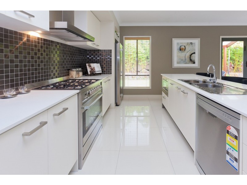 3 Brigid Boulevard, Augustine Heights QLD 4300