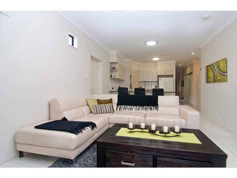 9 Glen Echo Street, Springfield Lakes QLD 4300