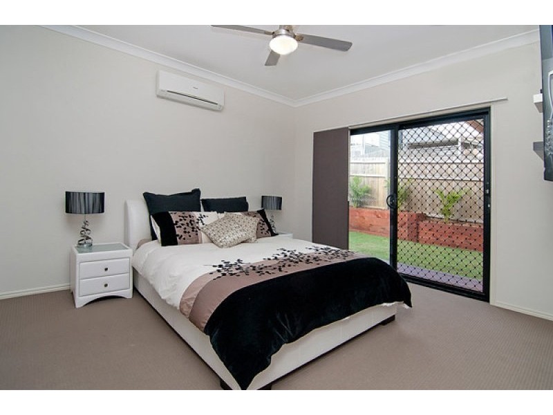 9 Glen Echo Street, Springfield Lakes QLD 4300