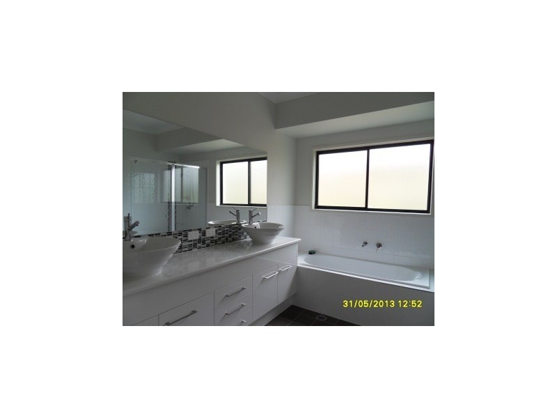 5 Wattletree Court, Brookwater QLD 4300