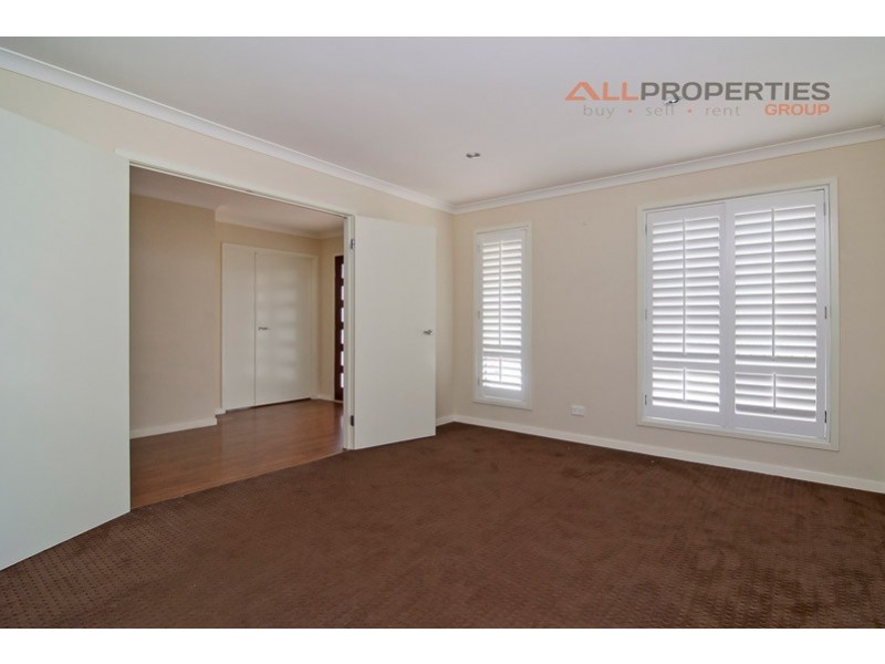 19 Driftwood Place, Springfield Lakes QLD 4300