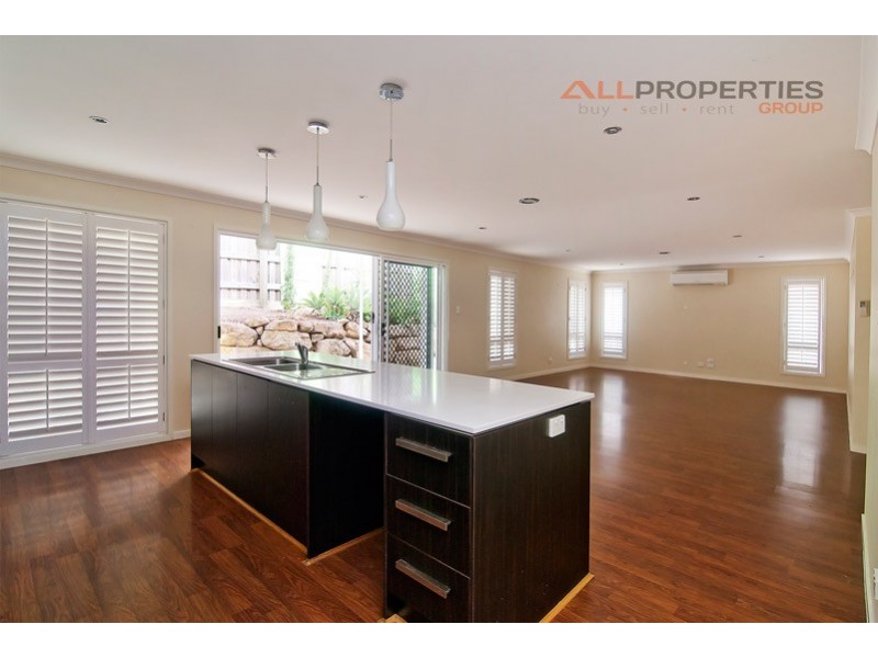 19 Driftwood Place, Springfield Lakes QLD 4300