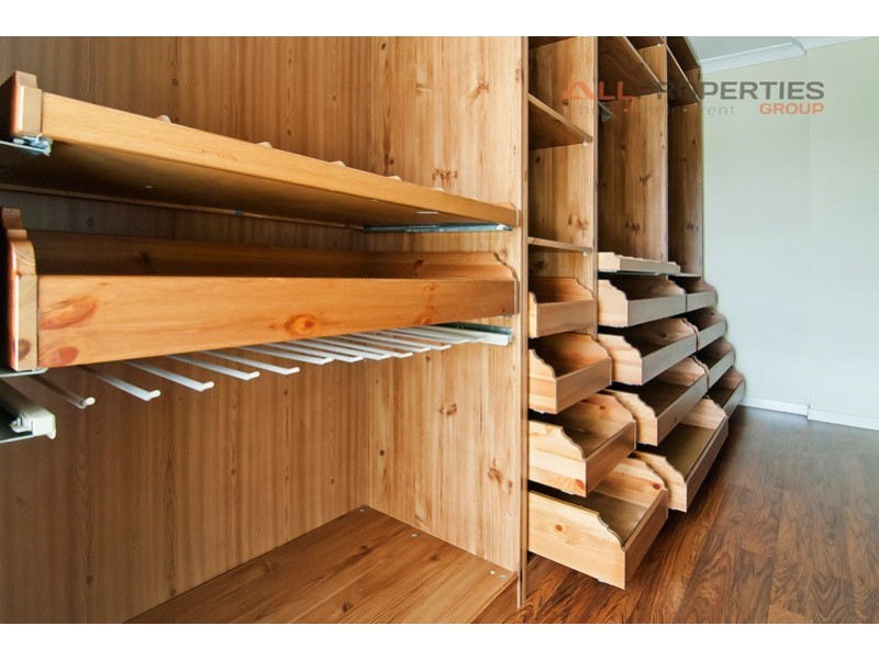 19 Driftwood Place, Springfield Lakes QLD 4300