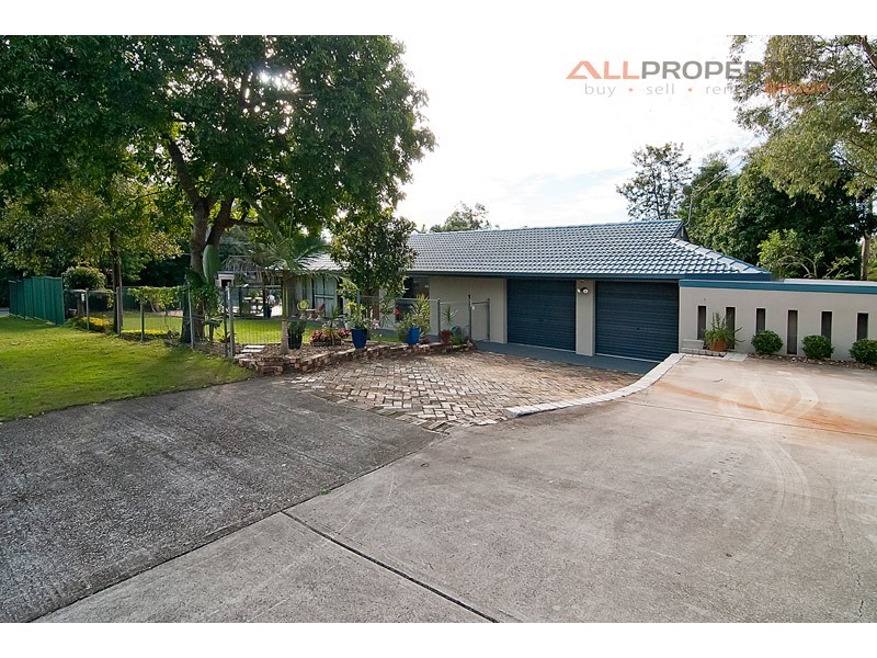 27 Ishmael Road, Camira QLD 4300