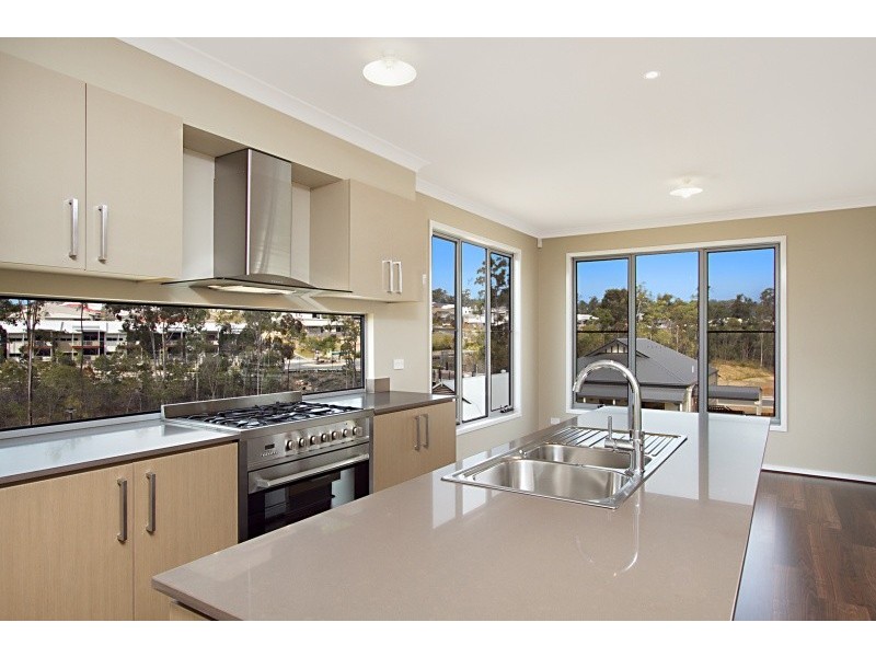 27 Wylie Court, Springfield Lakes QLD 4300
