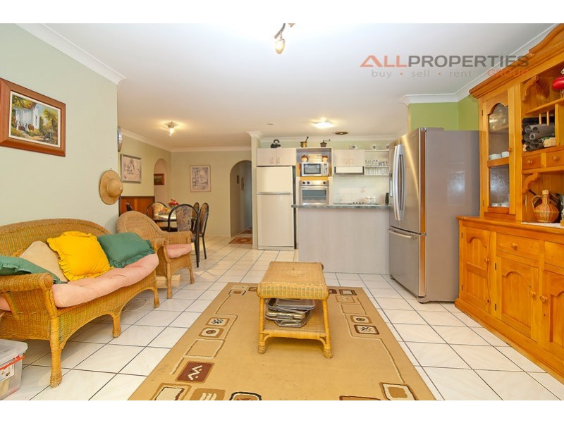 7 Forest Glen Court, Camira QLD 4300