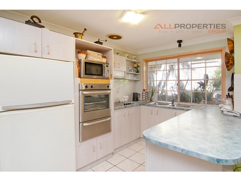 7 Forest Glen Court, Camira QLD 4300
