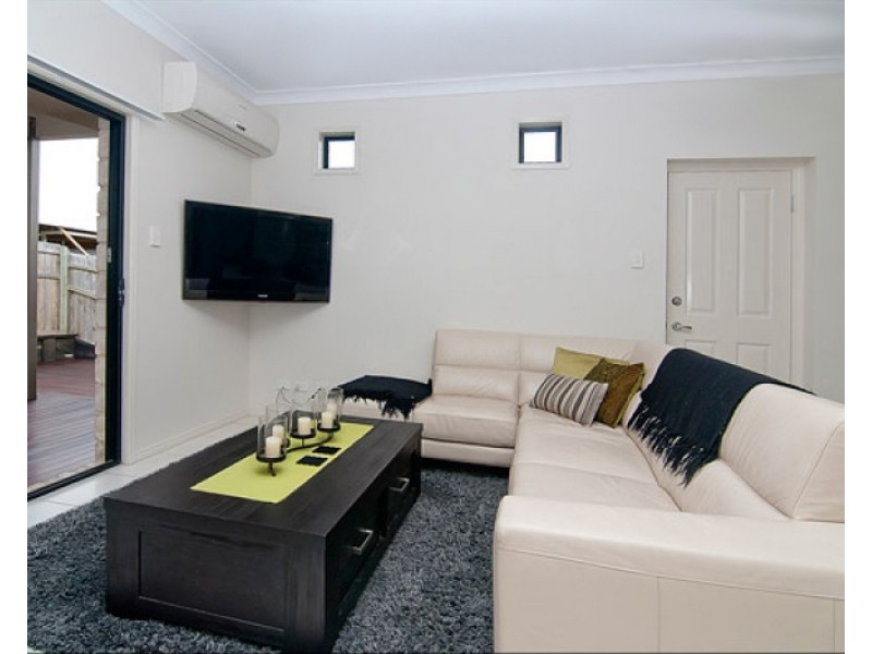 9 Glen Echo Street, Springfield Lakes QLD 4300