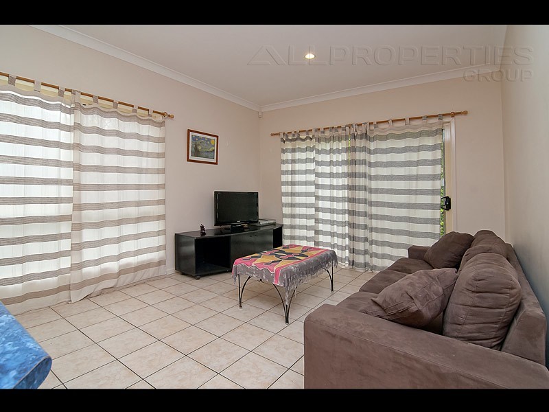 22 Lavender Street, Springfield Lakes QLD 4300
