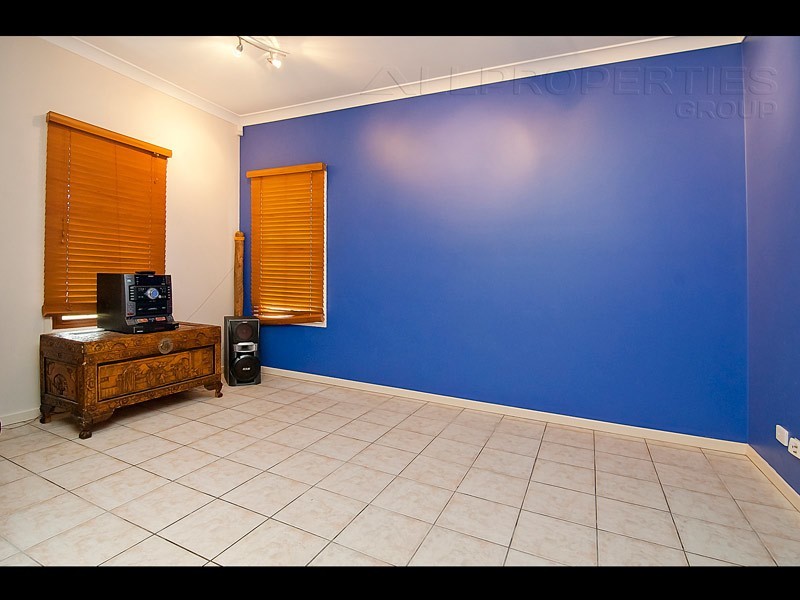 22 Lavender Street, Springfield Lakes QLD 4300