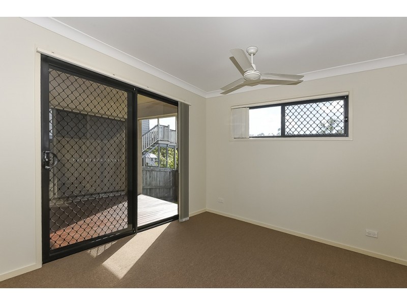 52 Lakes Entrance Drive, Springfield Lakes QLD 4300