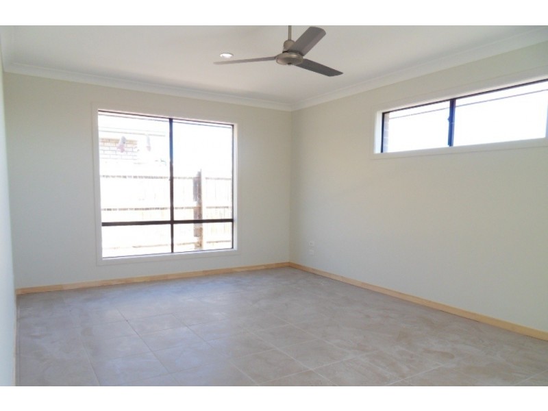 15 Hamersly Street, Redbank Plains QLD 4301