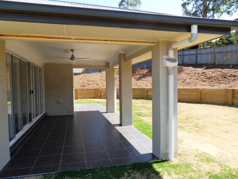 16 Verbena Crescent, Brookwater QLD 4300