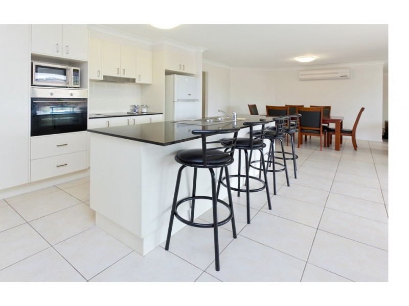 41 Lakes Entrance Drive, Springfield Lakes QLD 4300