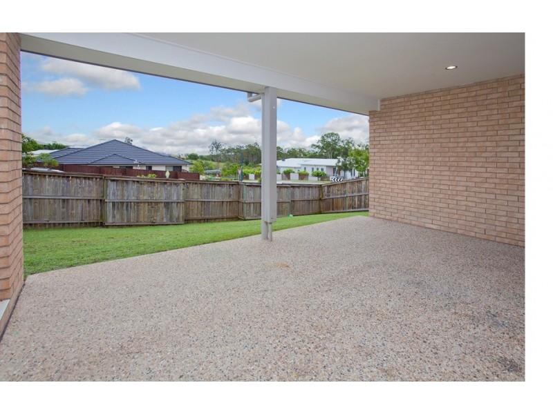 41 Lakes Entrance Drive, Springfield Lakes QLD 4300
