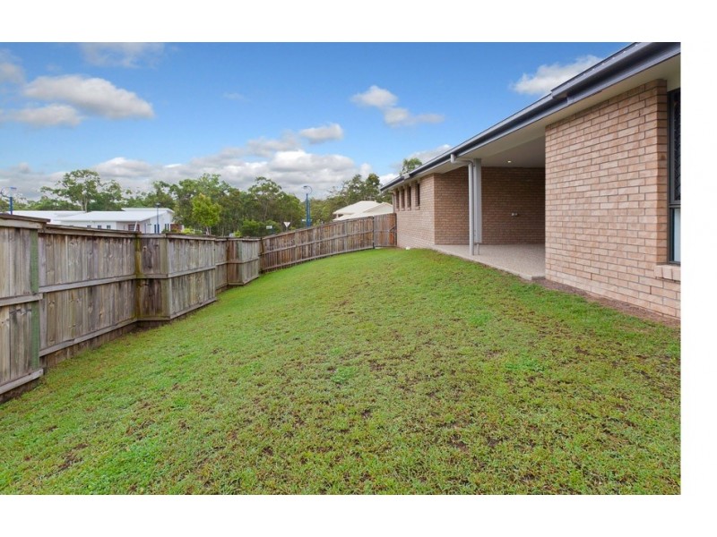 41 Lakes Entrance Drive, Springfield Lakes QLD 4300