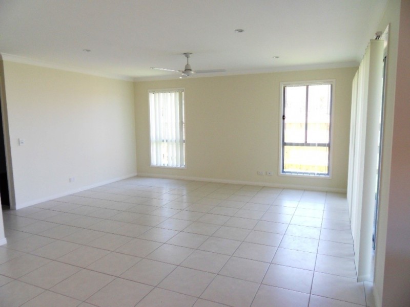 98 Cordeaux Crescent, Redbank Plains QLD 4301