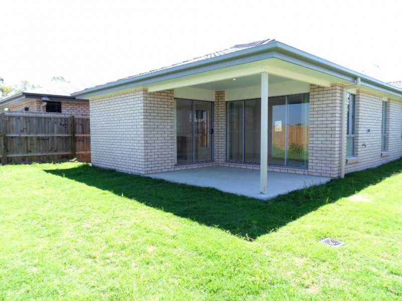 98 Cordeaux Crescent, Redbank Plains QLD 4301