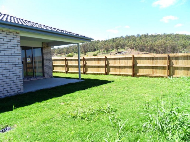 98 Cordeaux Crescent, Redbank Plains QLD 4301