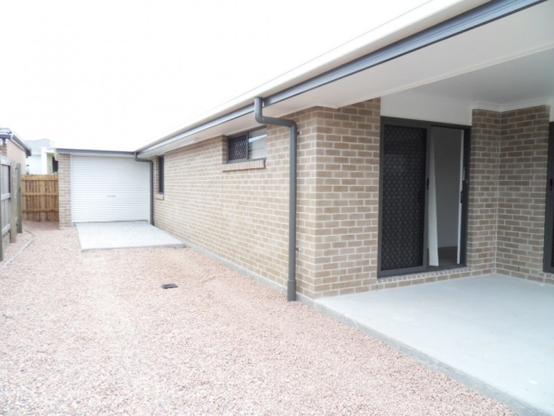 9 Huxley Street, Redbank Plains QLD 4301