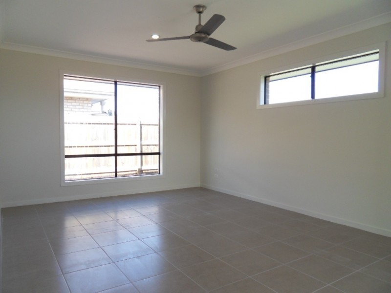 15 Hamersly Street, Redbank Plains QLD 4301