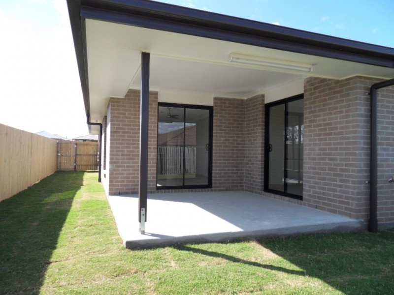 15 Hamersly Street, Redbank Plains QLD 4301