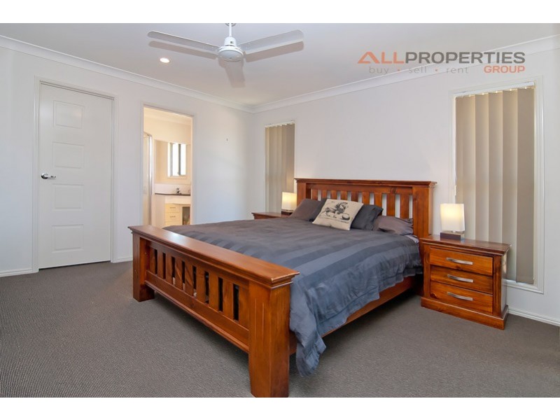 54 Lakes Entrance Drive, Springfield Lakes QLD 4300
