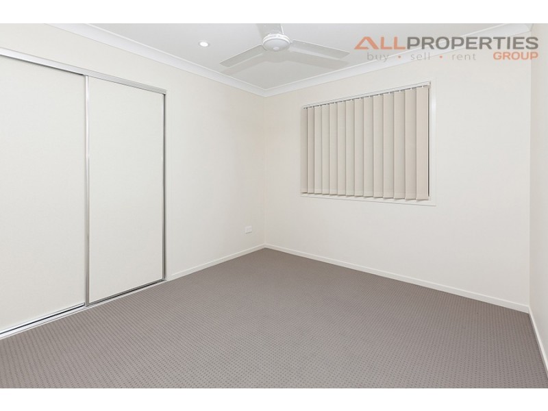 4 Hyssop Place, Springfield Lakes QLD 4300