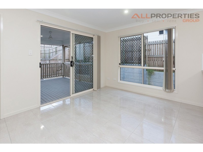 4 Hyssop Place, Springfield Lakes QLD 4300