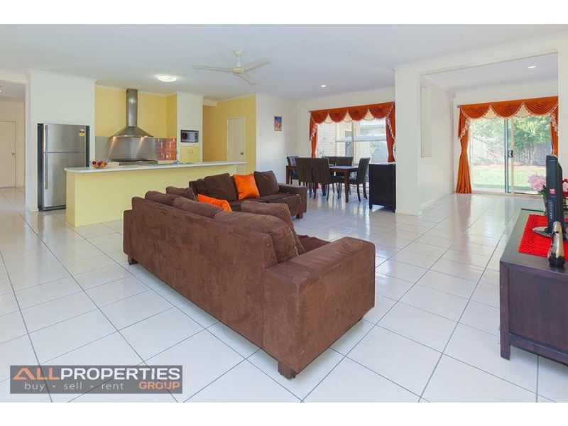 118 James Josey Ave, Springfield Lakes QLD 4300