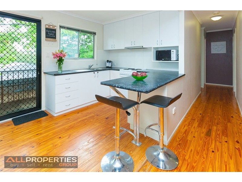 3 Vicki Street, Redbank Plains QLD 4301