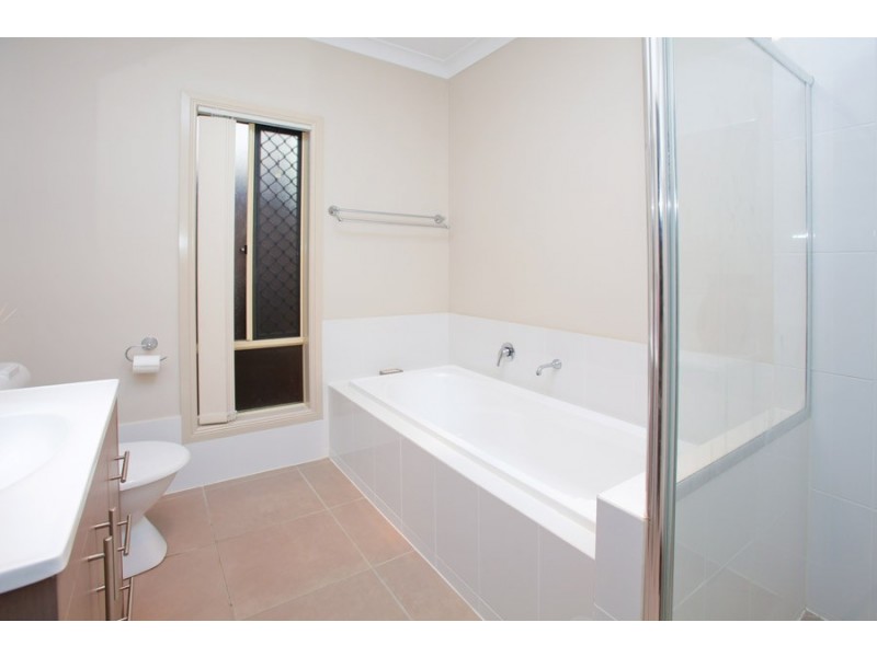 47 Riverside Crescent, Springfield Lakes QLD 4300