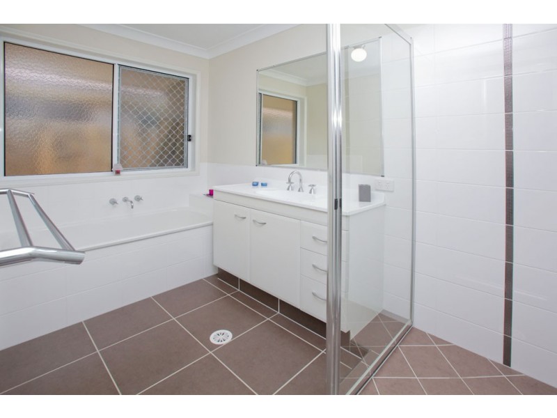 36 Carnarvon Drive, Springfield Lakes QLD 4300