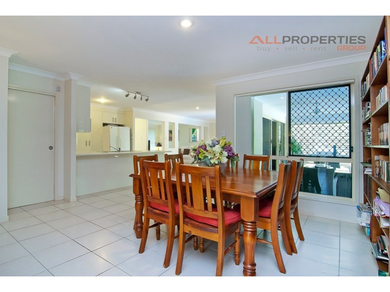 2 Sunset Place, Springfield Lakes QLD 4300