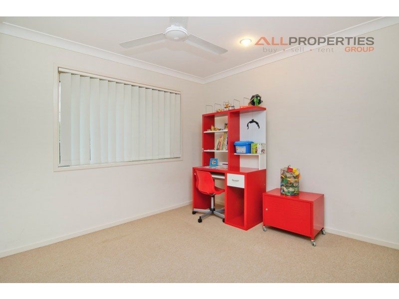 2 Sunset Place, Springfield Lakes QLD 4300