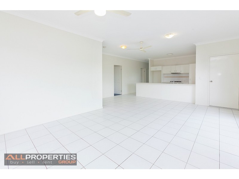 19 Raleigh Place, Redbank Plains QLD 4301