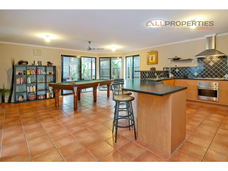11 Admiral Crescent, Springfield Lakes QLD 4300