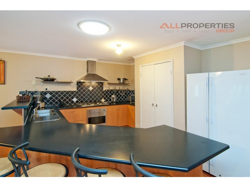 11 Admiral Crescent, Springfield Lakes QLD 4300