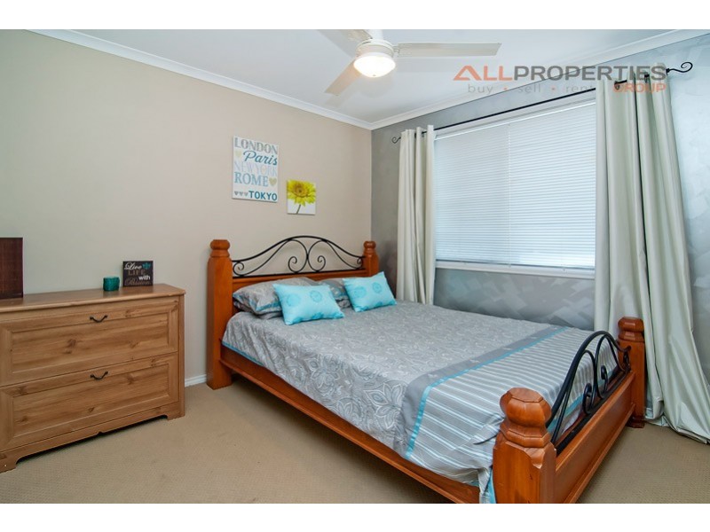 11 Admiral Crescent, Springfield Lakes QLD 4300