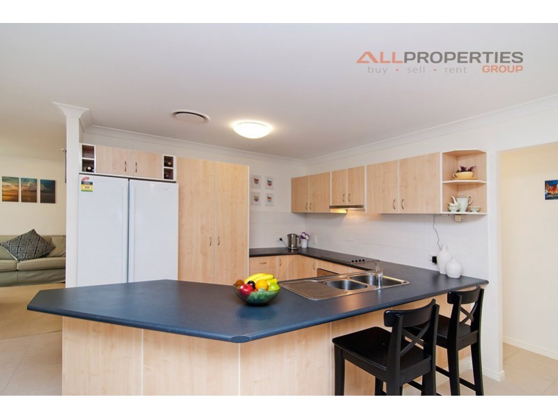 5 North Shore Way, Springfield Lakes QLD 4300